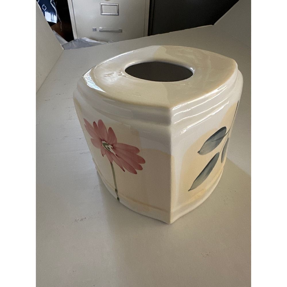 Ceramic Floral Tissue Holder 7x7 Vintage